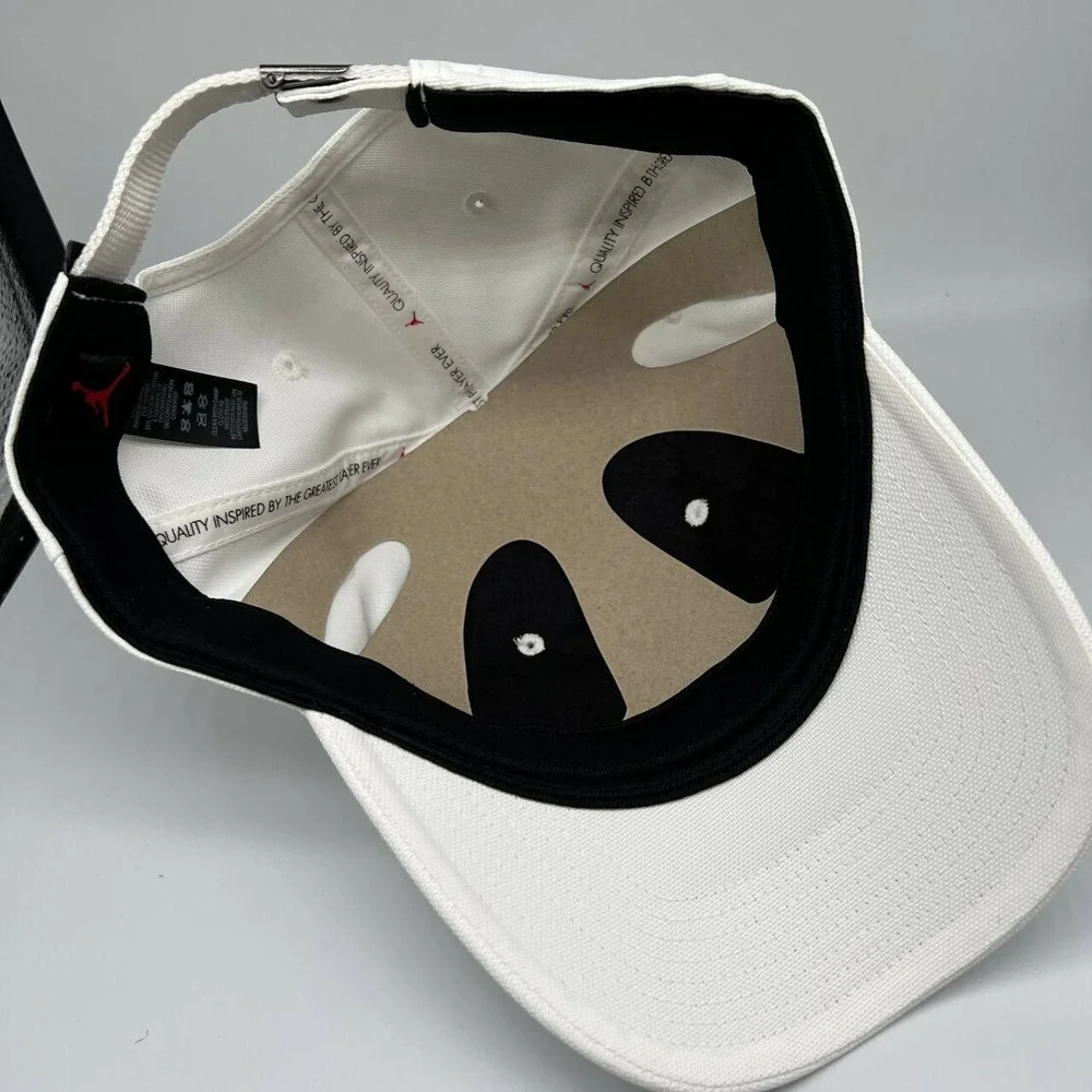 Air Jordan Classic 99 Metal Jumpman Hat Strapback Cap White Men